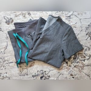 Small Gray Graphite FIGS Set